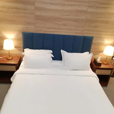 عز للشقق الفندقية Jeddah Exterior photo