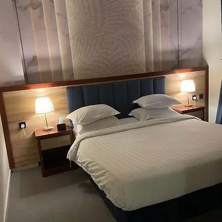 عز للشقق الفندقية Jeddah Exterior photo