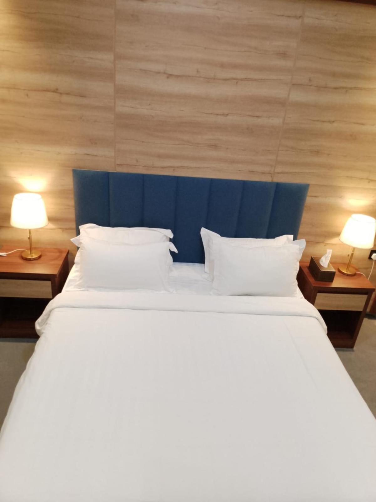 عز للشقق الفندقية Apartment Jeddah
