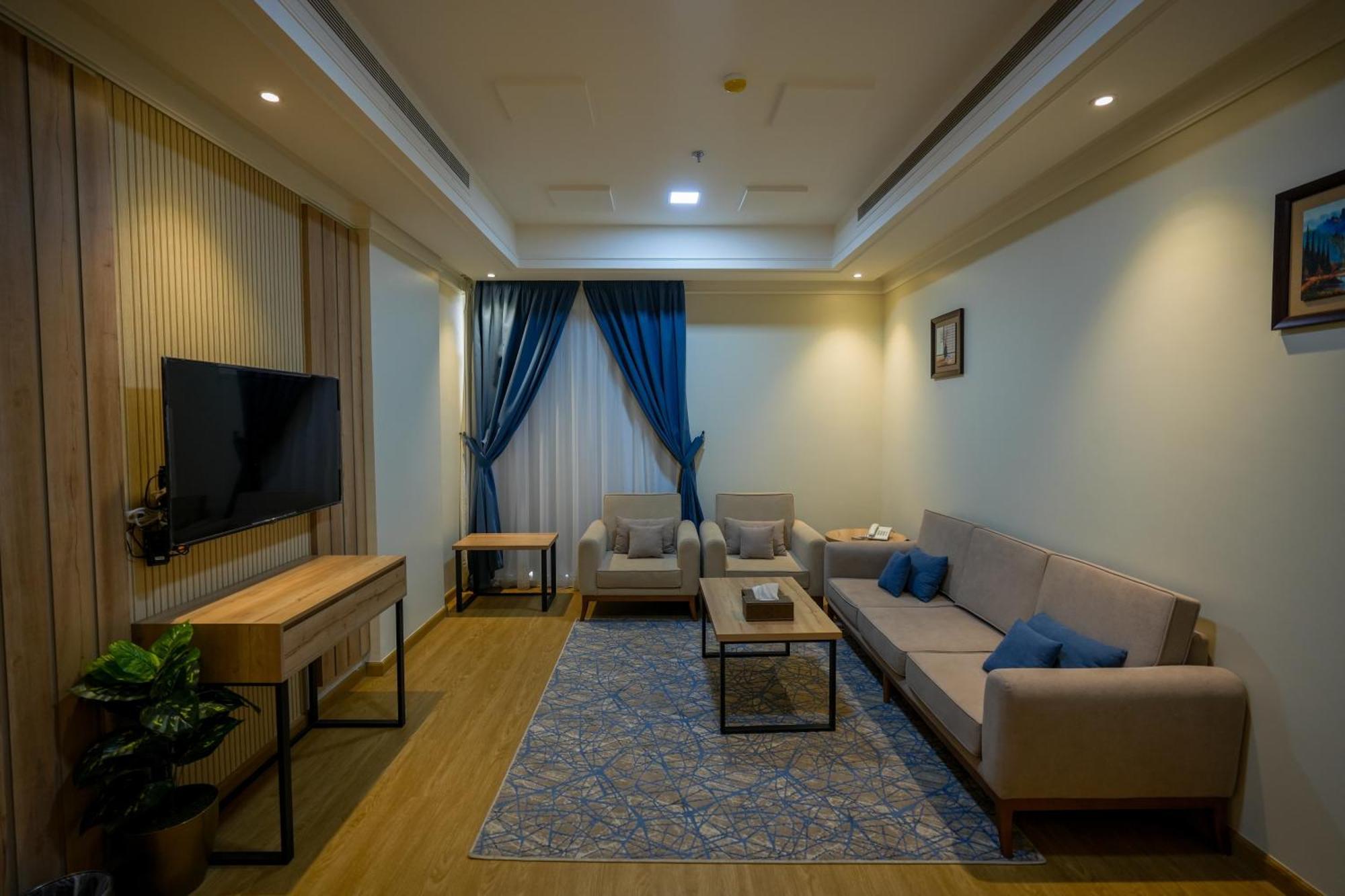 عز للشقق الفندقية Apartment *