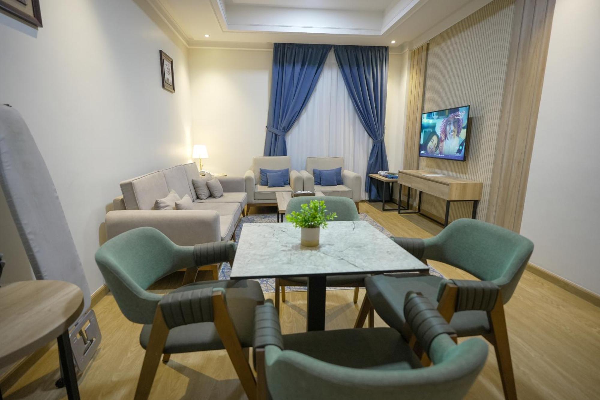 عز للشقق الفندقية Jeddah